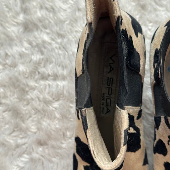 Vintage 90s Y2K Via Spiga 7.5 Cow Print Suede Square Toe Slip on boots Wood Heel - Picture 3 of 8